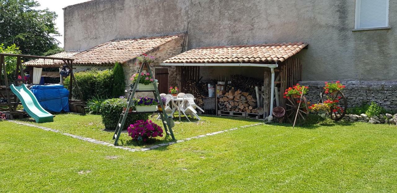 Vila Grange Voutee Avec Jardin Mane  Exteriér fotografie