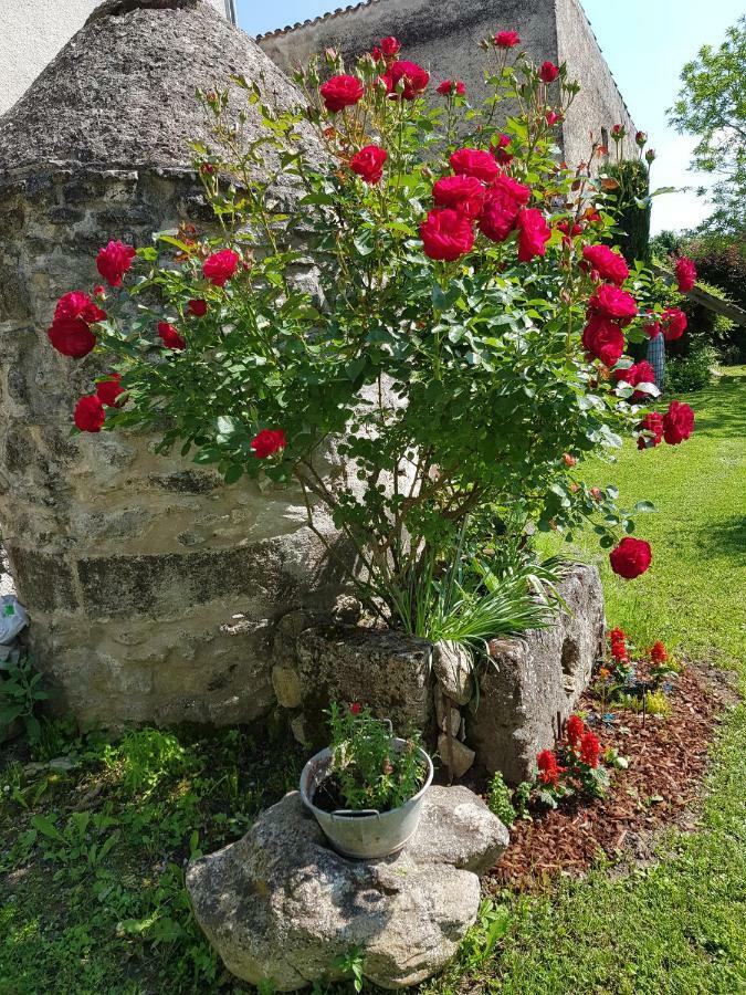 Vila Grange Voutee Avec Jardin Mane  Exteriér fotografie